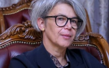 مبعوثة الاتحاد الأوروبي للقرن الإفريقي تزور بورتسودان 