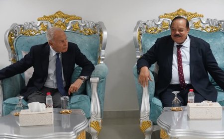 الأمين العام لجامعة الدول العربية يصل بورتسودان 