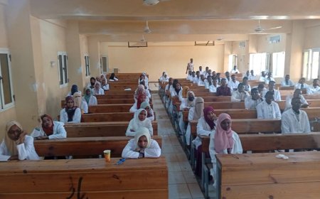 إنطلاق امتحانات الدفعة الثانية لكلية الطب بجامعة الضعين