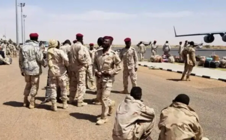 المليشيا تغلق موقف مواصلات بالجنينة منعاً لهروب أفرادها إلى تشاد 