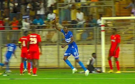 الهلال يتأهل إلى مجموعات أبطال أفريقيا 