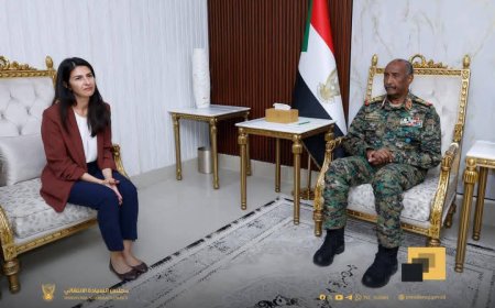 البرهان يلتقي وزيرة الدولة بالخارجية الألمانية