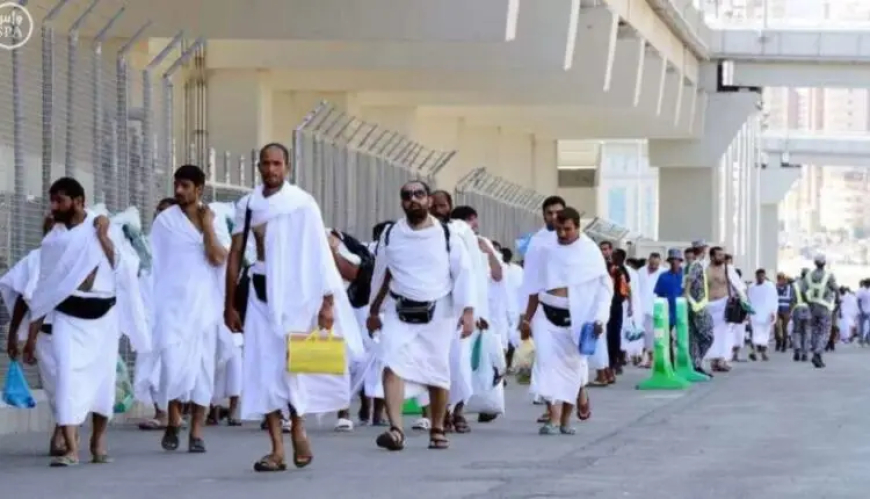 بإجمالي 15 ألف حاج وحاجة.. تفاوت "صادم" في تكاليف الحج بالولايات والتقديم يبدأ غداً الإثنين
