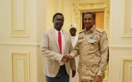 مناوي: نرحب بـ “حميدتي” إذا انشق عن الدعم السريع