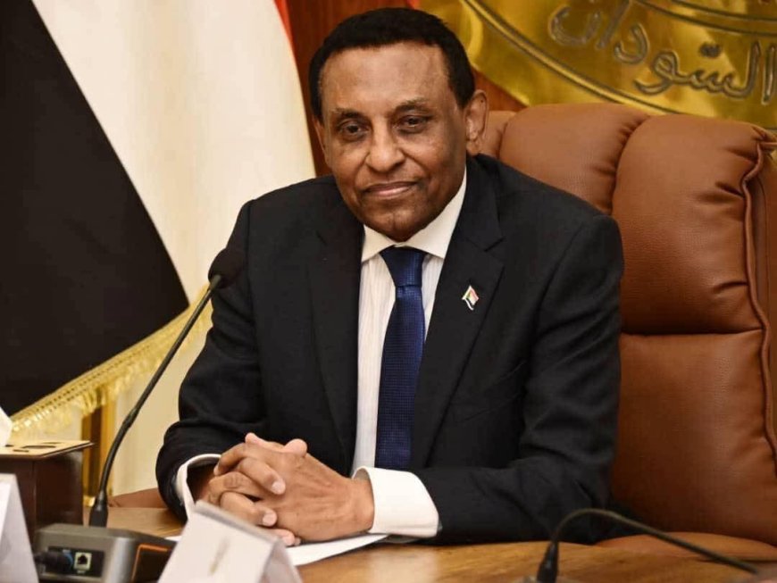 رئيس الوزراء: تواصلت مع الحكومة البريطانية لمراجعة القيود المفروضة على منح الطلاب السودانيين